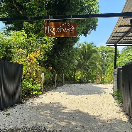 Ds House Hotel Cabuya  Exterior photo